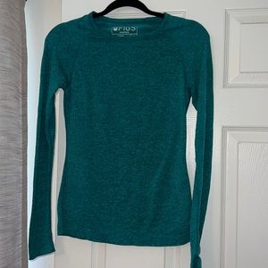 Like new Figs Salta long sleeve top.  size XS. limited edition color “Marine”.